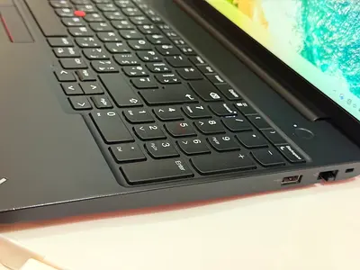 Lenovo thinkpad E16