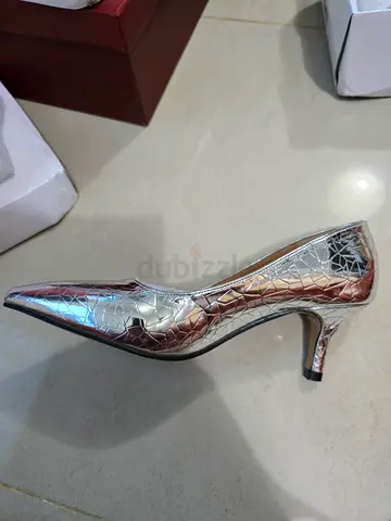 Metallic silver pumps - size 35