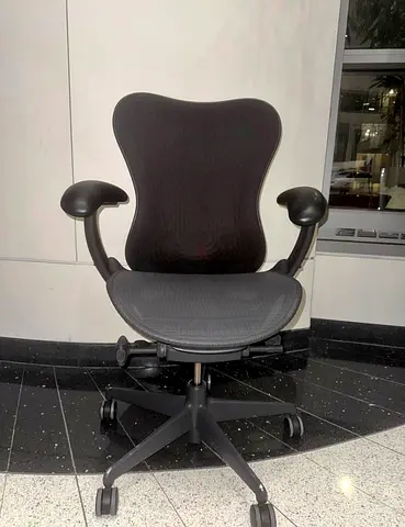 Herman miller Mirra
