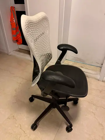 Herman Miller mira 1 Chair fully loaded