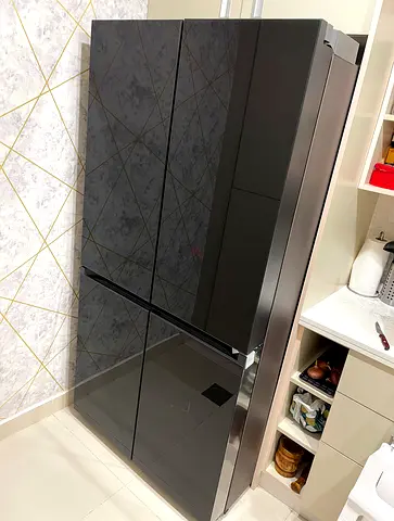 SAMSUNG new 4 Door French style fridge with Beverage Unused