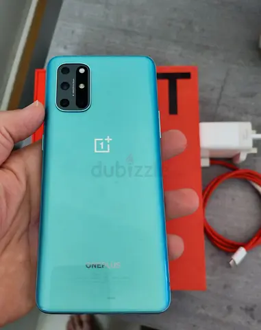 OnePlus 8T with box and accessories