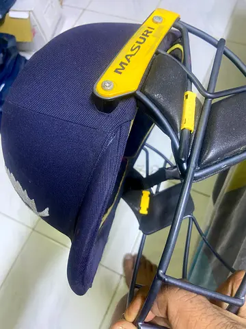 Masuri Cricket Helmet - SENIOR  (58cm) for Sale. Delivery available in Shj Ajm