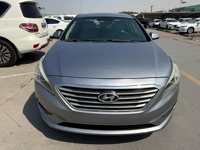 Hyunday sonata 2015 Gary color Calen car