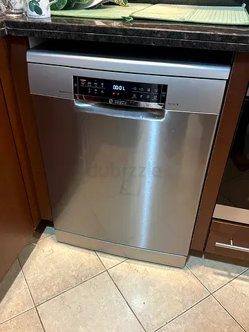 Bosch Dishwasher in excellent condition series 6