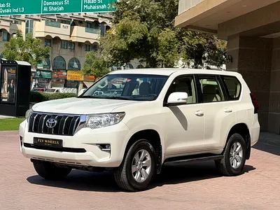 Toyota Prado EXR 2022 White GCC Clean Car