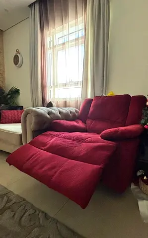 Comfortable Recliner Chair in Rich Red