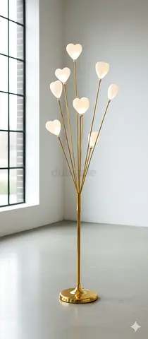 Elegant Heart-Shaped Floor Lamp