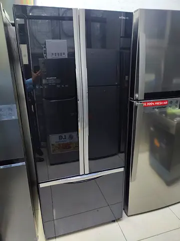 Hitachi FRENCH FREEZER FRIDGE 550 liter front glass black