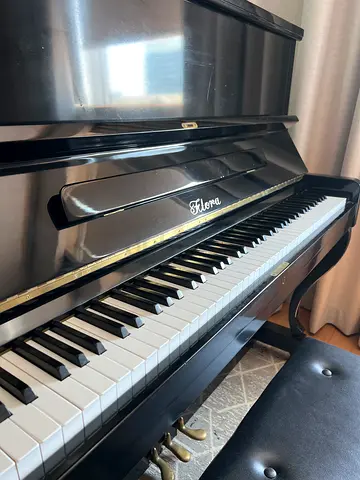 PIANO UPRIGHT, Japanese Brand (Hamamatsu)