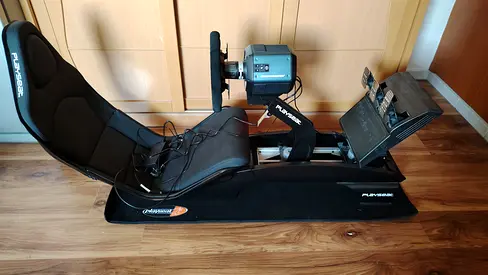 Full Thrustmaster High-end Racing Simulator and Cockpit Seat