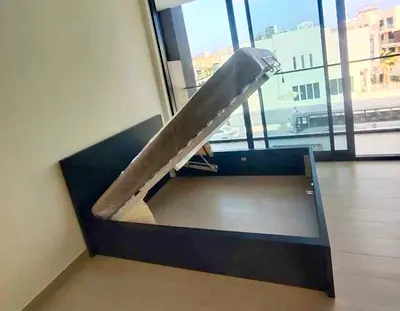 Ikea hydraulic king‑size bed (180 × 200 cm) with  IKEA mattress