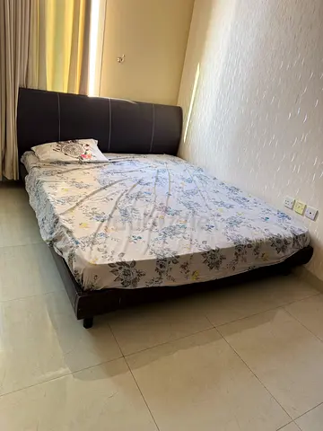 Bed sets with two side tables for sale