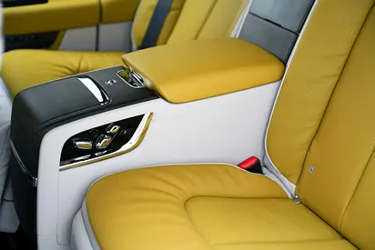 2026 ROLLS-ROYCE CULLINAN thumbnail 16