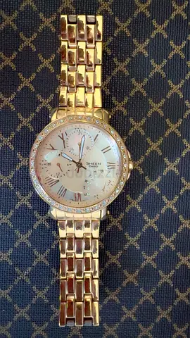 Elegant Gold Watch with Crystal Accents