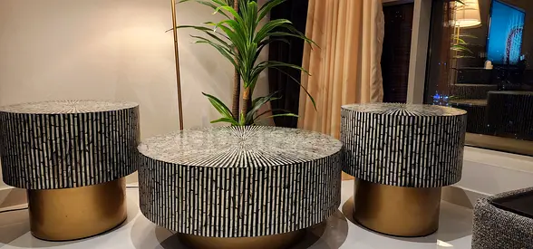 طاولات غرفة الجلوس