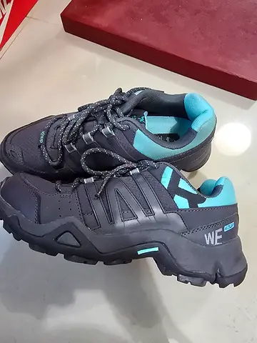 Knup sneakers - size 39