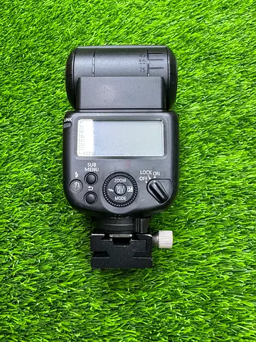 Canon Speedlite 430EX III-RT