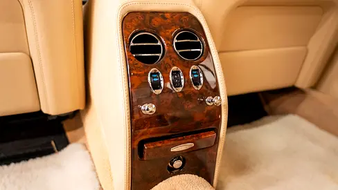 2006 Bentley ARNAGE — миниатюра 19