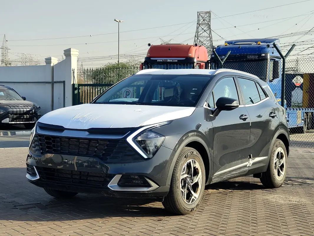 Kia Sportage 2026 — photo 1 of 15