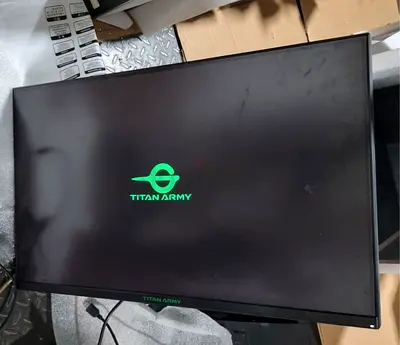 4K 32inc UHD LED Monitor With Type C Port + Speaker Built-in 2023 Model No Titan Army P32H2U