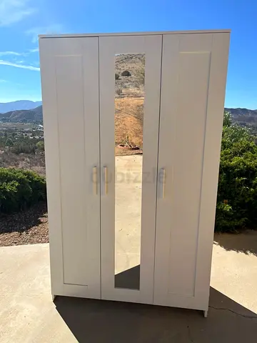Modern White Wardrobe with Mirror