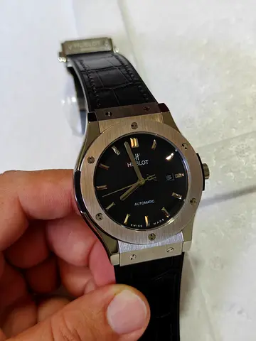 Men watch Hublot