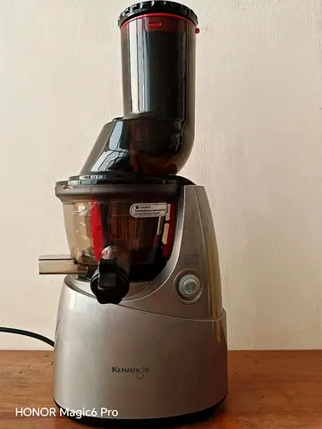 Kuvings Whole Slow Juicer