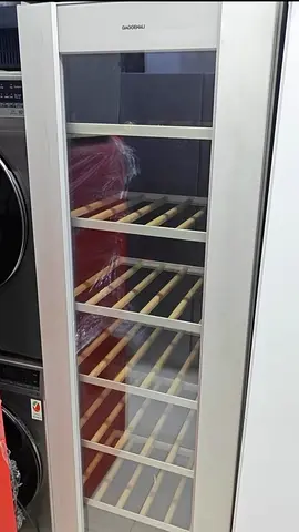 Gaggenau wine fridge dual temperature 220 bottles