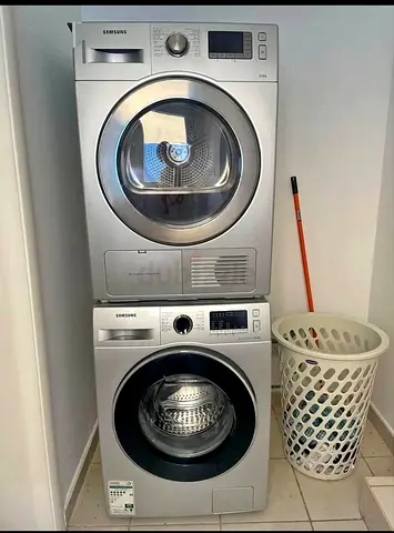 Samsung 8kg washer dryer combo in very good condition