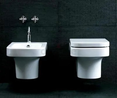 Azzurra Tulip Toilet Set