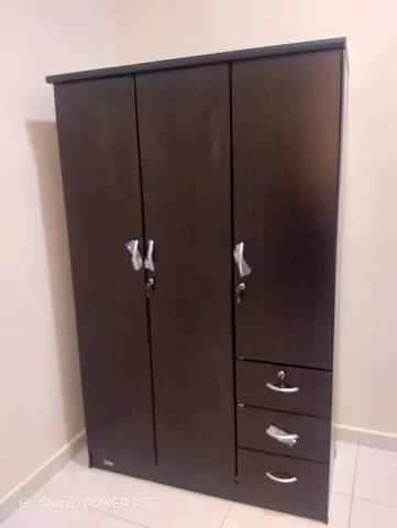 Stylish Dark Wood Wardrobe with Drawers