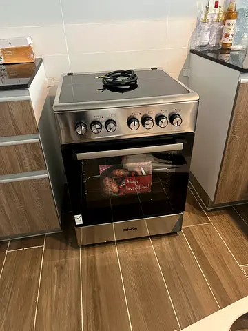 BRAND NEW Electric Cooker/oven Nobel 60x60 - 2 year warranty