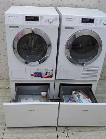 Miele TwinDos tower type 9 kg washer and 9 kg dryer seprate set for sale