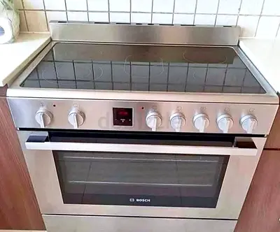Bosch electric ceramic cooking range 5 hubs 90 60cm