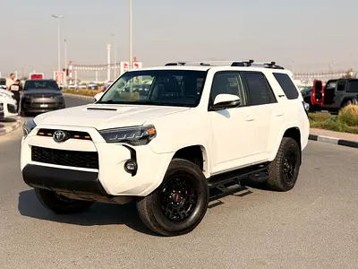 2019 Toyota 4RUNNER — фото 3