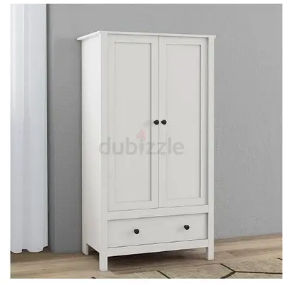 Stylish White Wardrobe with Drawer