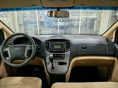 صورة 14 لـ 2020 Hyundai H1