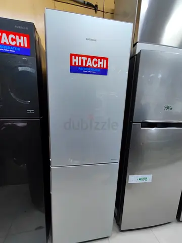 Hitachi Refrigerator bottom freeezer sliver colour