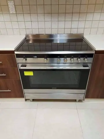 Siemens iQ700 electric ceramic cooker with dual fan 90 cm like new condition