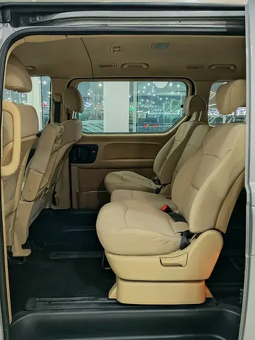 صورة 7 لـ 2020 Hyundai H1