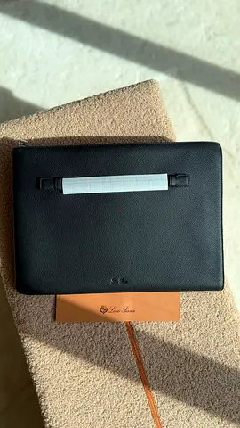 Loro piana Extra Pouch A4
