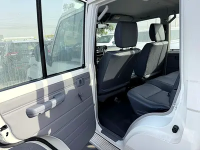 صورة 9 لـ 2025 Toyota LAND CRUISER 70 SERIES