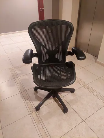 Size B Herman Miller Aeron Classic Chair PostureFit Back Support Full Option