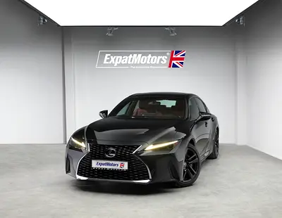 2.0L Black Edition • FDSH • Lexus Service + Warranty Contract •  GCC