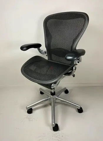 Chrome Base Herman Miller Aeron Classic Chair Size B Fully Adjustable
