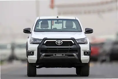 2026 Toyota HILUX photo 2