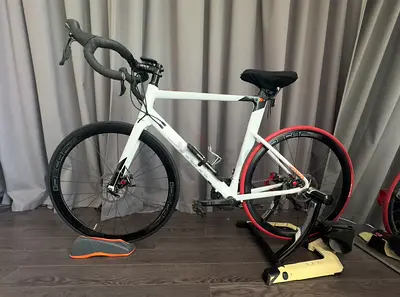 JAVA - Racing Bike + Cycle Trainer