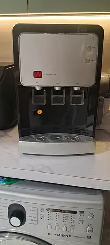 Desktop cooler  heater with filter