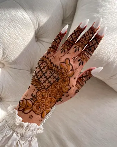 Henna designer
